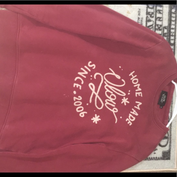 Designer Sweater - Picture 2 of 4